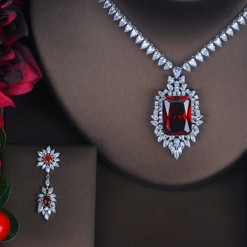 "Rare like Ruby" - Vintage Ruby and Diamond Jewelry Set
