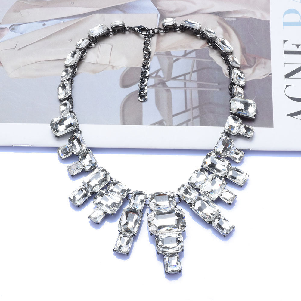"Luxurious" - Big Gem Statement Necklace