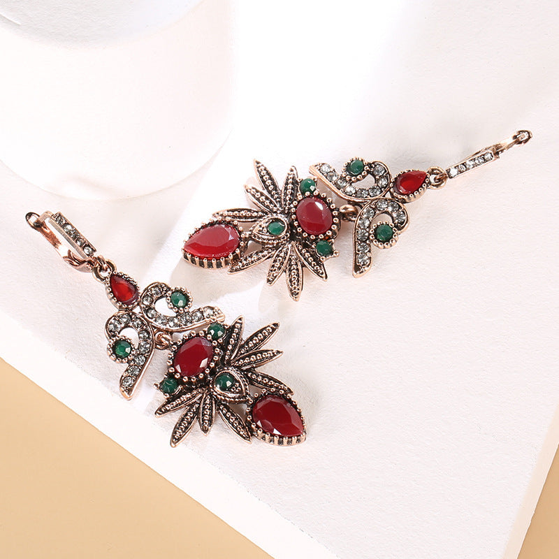 "Vintage Zest" - Statement Earrings