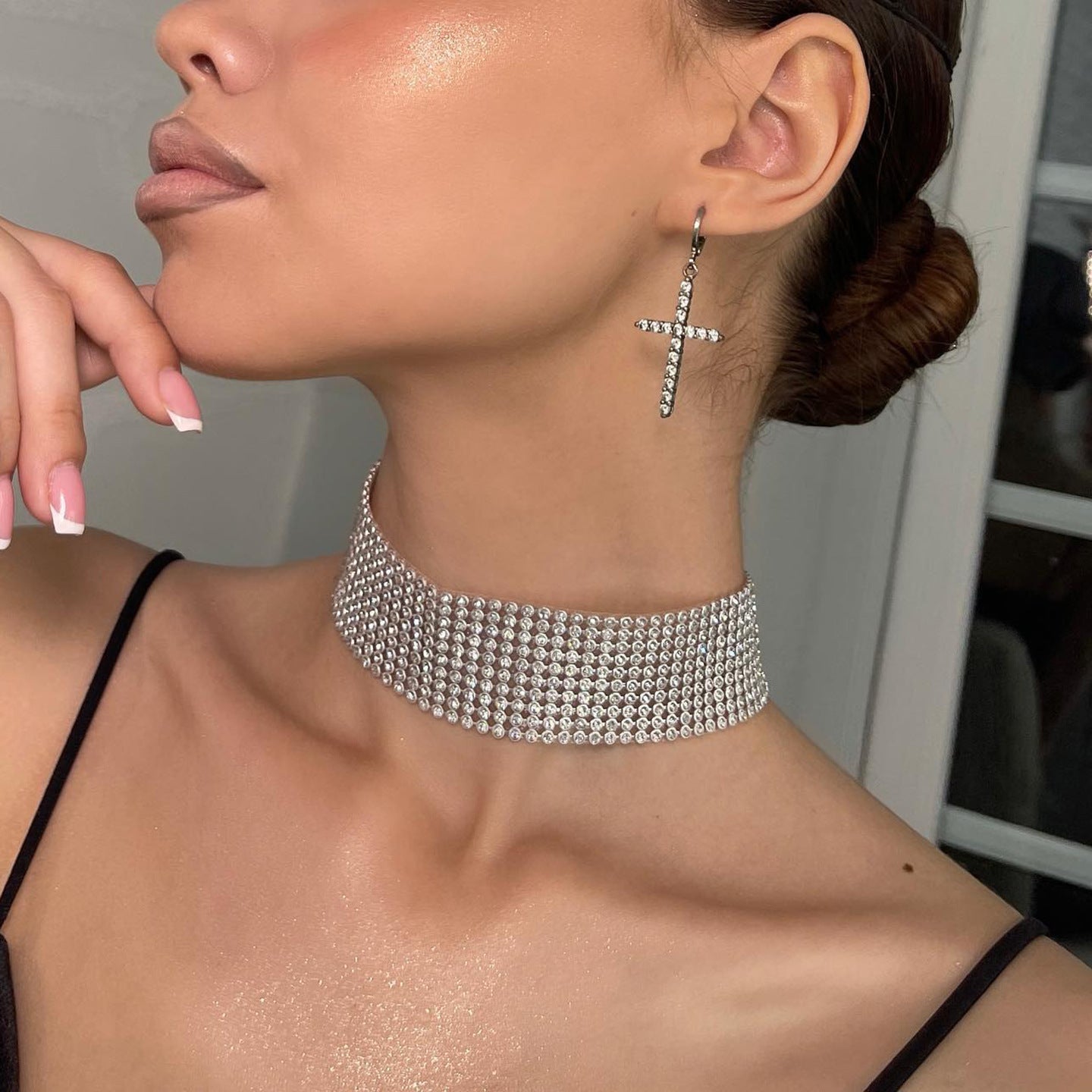 Glam Rhinestone Choker Necklace