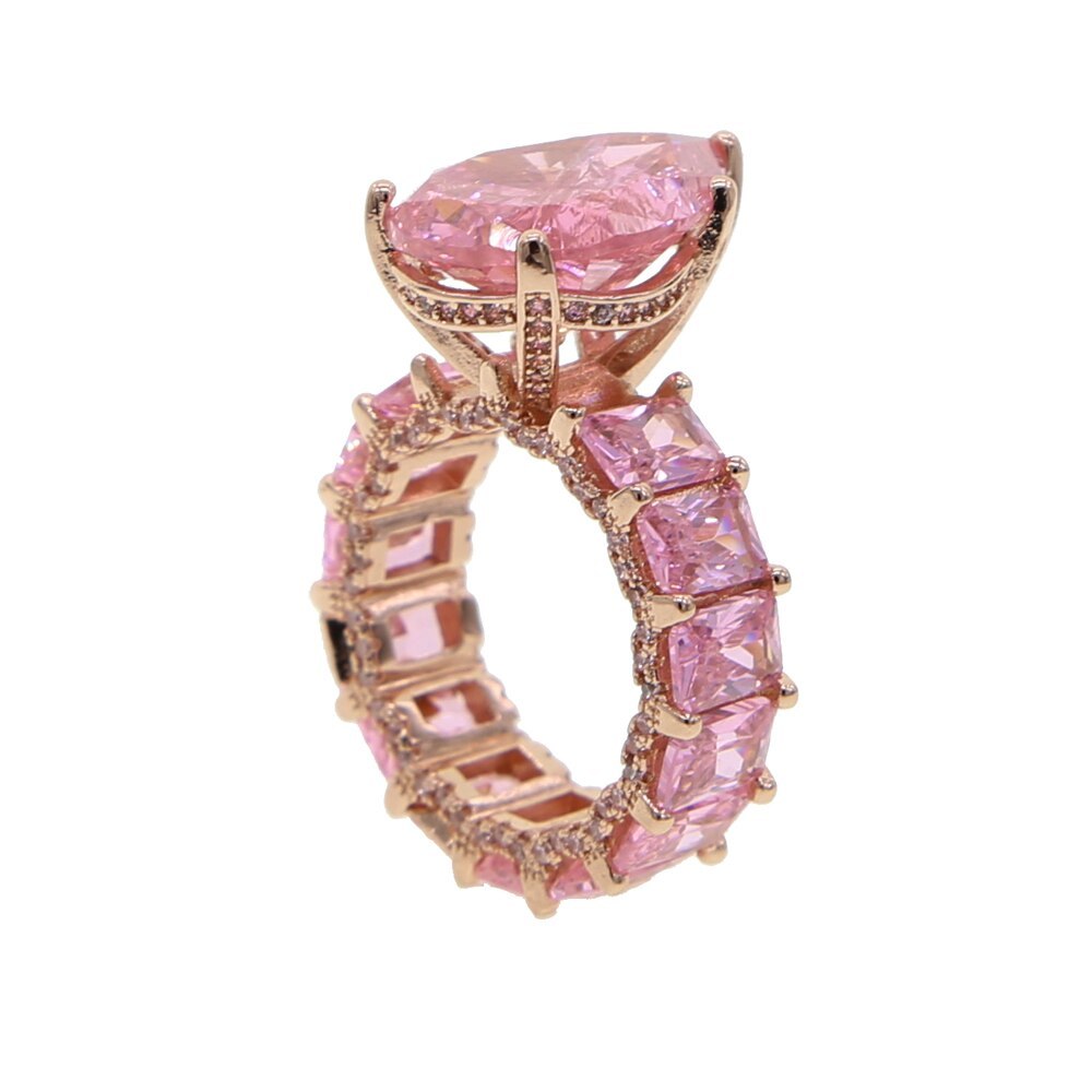"Unique Taste" - Crystal Baguette Ring