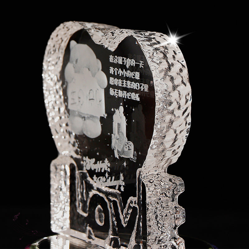 "Love Crystal Ornaments" - 3D Color Changing/Rotating Bluetooth Music Player