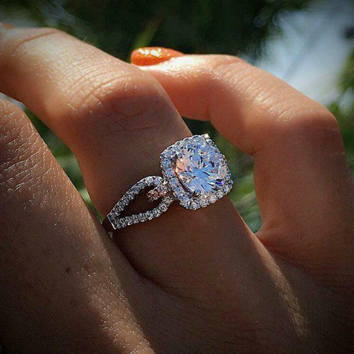 Alloy Silver-plated Simulated Diamond Encrusted Ring