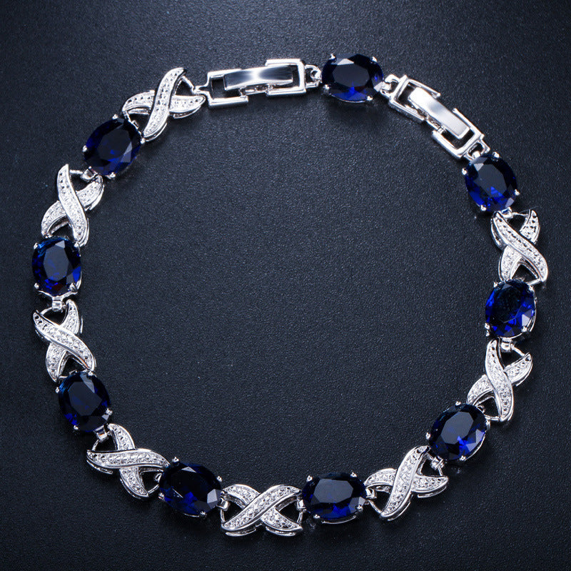 "Hugs and Kisses" - Zircon Bracelet