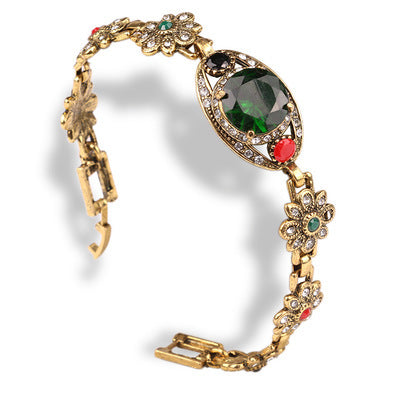 "Vintage Queen" -  Alloy Metal Bracelet