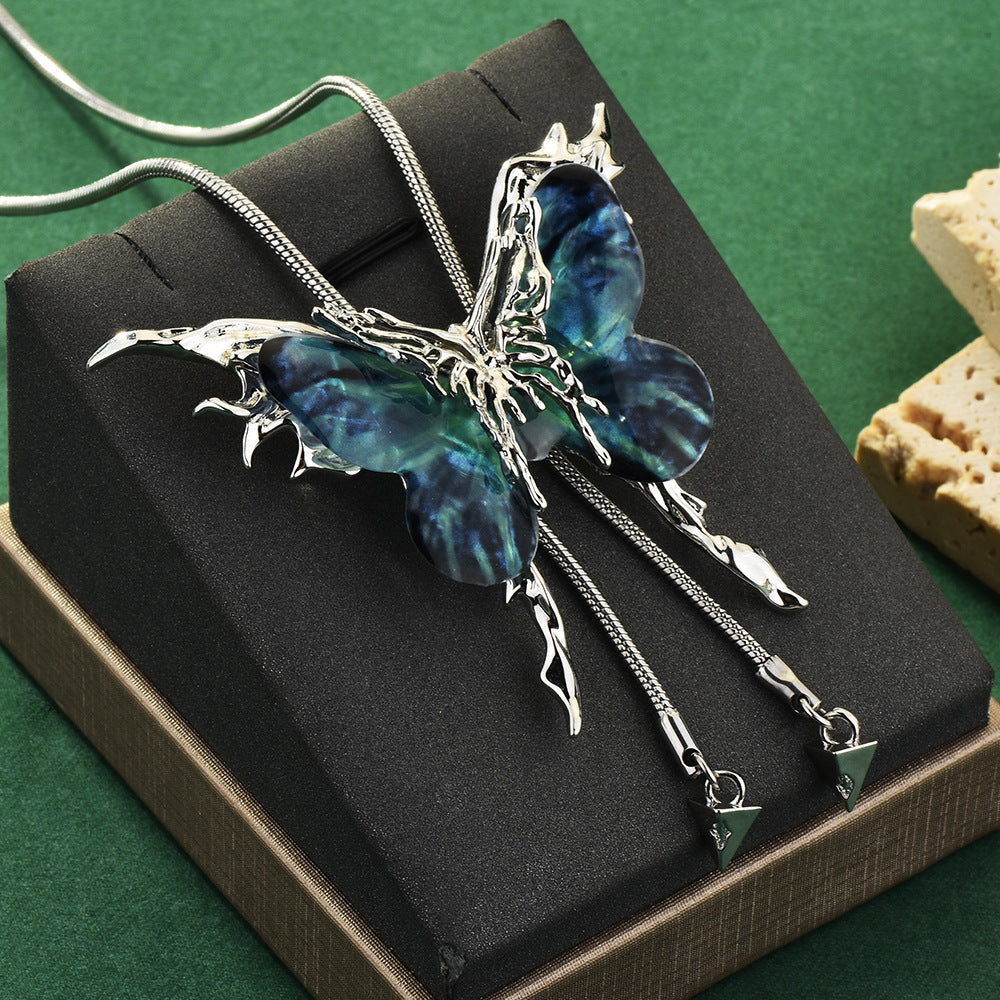 Butterfly Sweater Chain