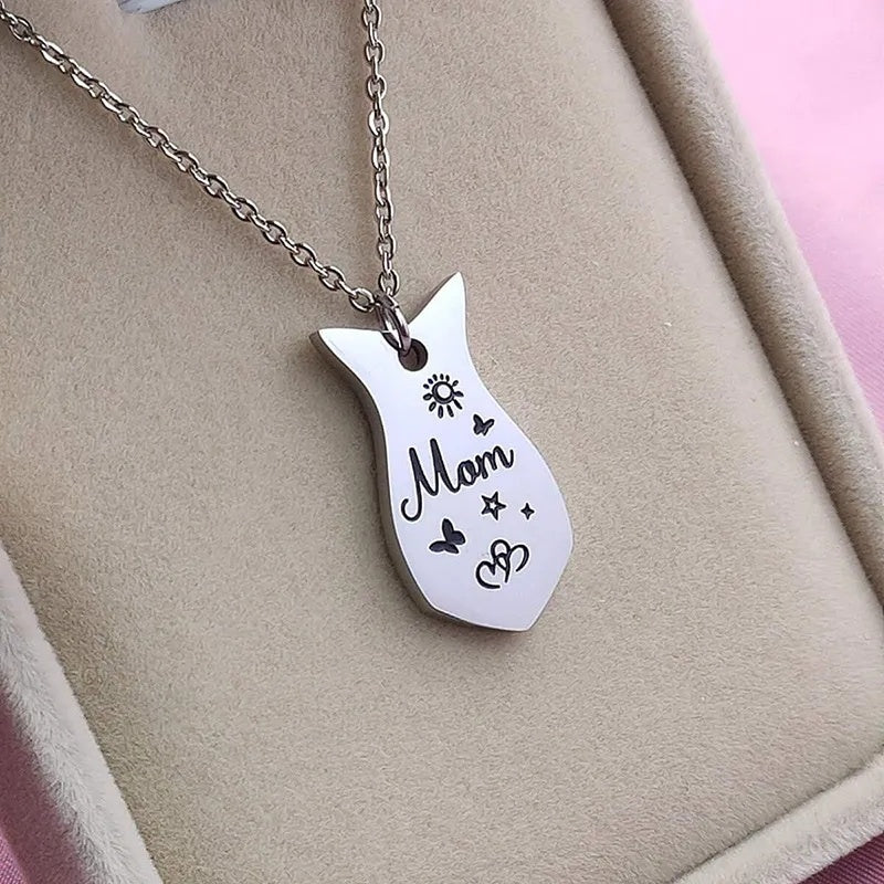 "Mom & Sisters" - Heart-shaped Stainless Steel Necklaces