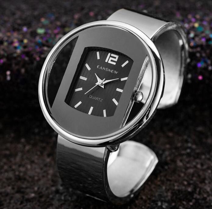 "Classic Elegance" -  Bracelet Watch