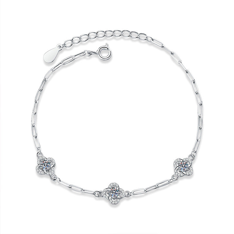 "Lucky Me" - Clover Bracelet