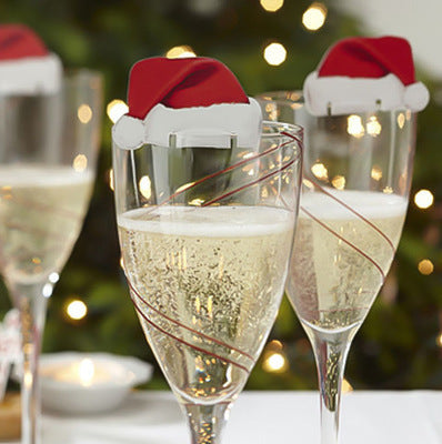 DIY Christmas Hats for Wine and Champagne Glass