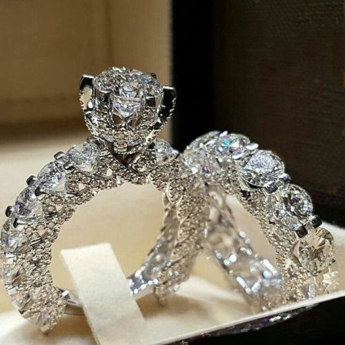 "Diamond Fantasy" - Mosaic Six-claw Diamond Ring