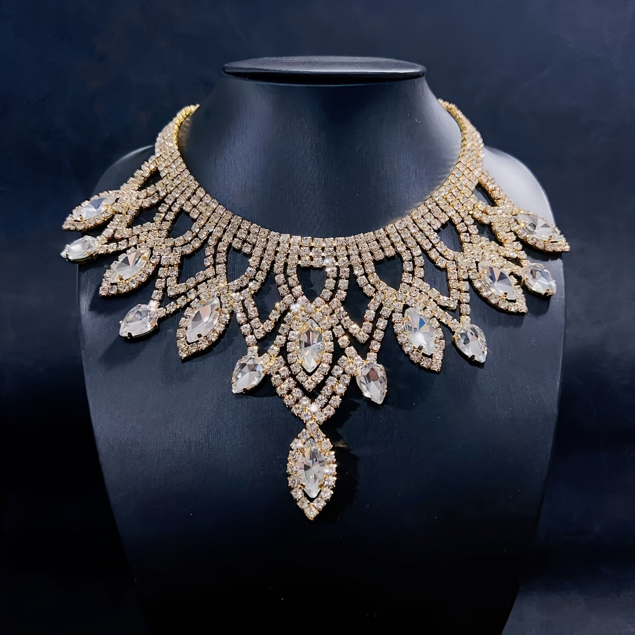 Luxury Rhinestone Statement Necklace