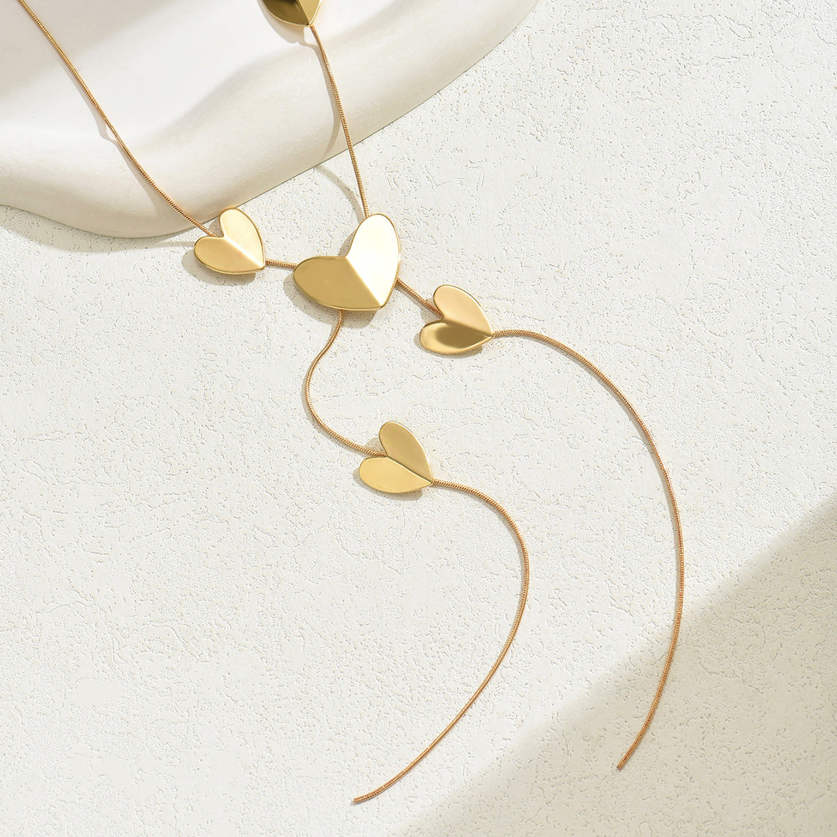 Geometric Heart-shaped Multi-layer Pendant Clavicle Chain Necklace