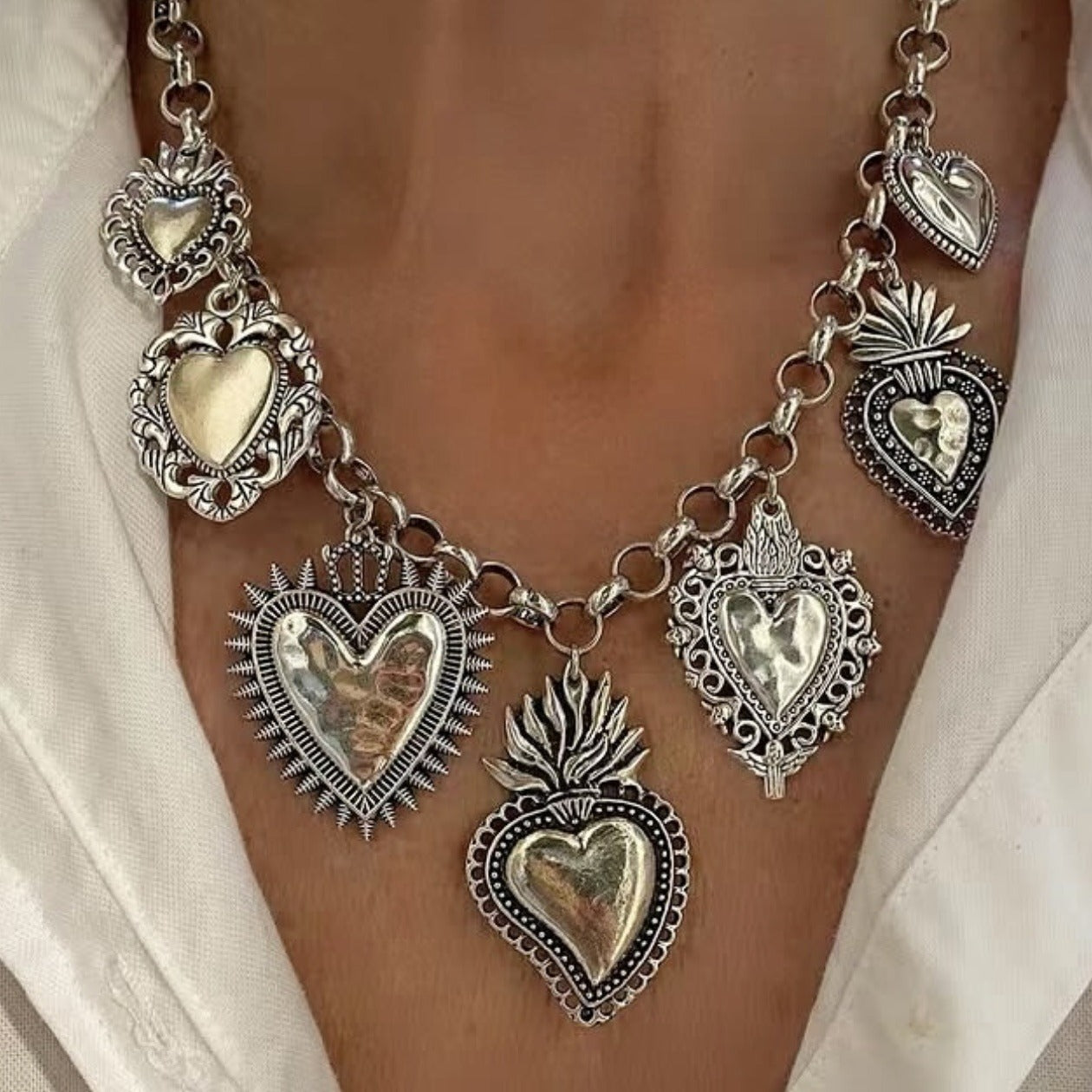"Sacred Heart" - Vintage Pendant Necklace