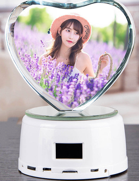 "Love Crystal Ornaments" - 3D Color Changing/Rotating Bluetooth Music Player