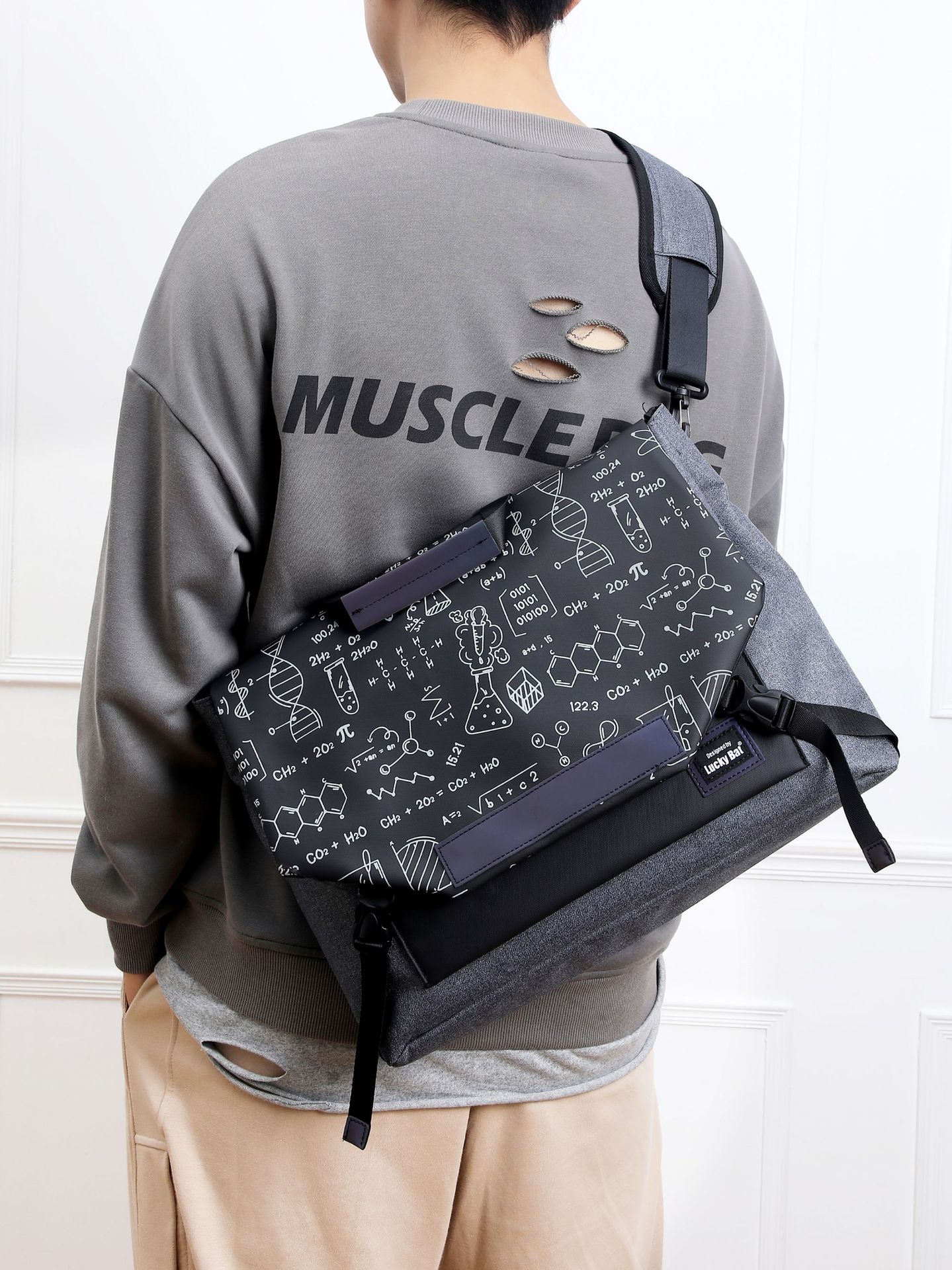 Portable Large Capacity Messenger Gaming Notebook Laptop Bag