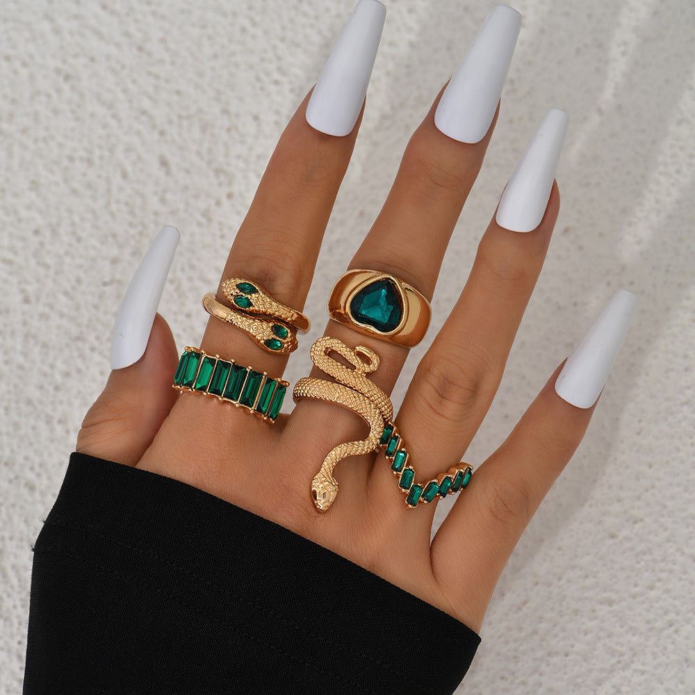 "Emerald Love" - Snake-shaped Five-piece Bohemian Rings