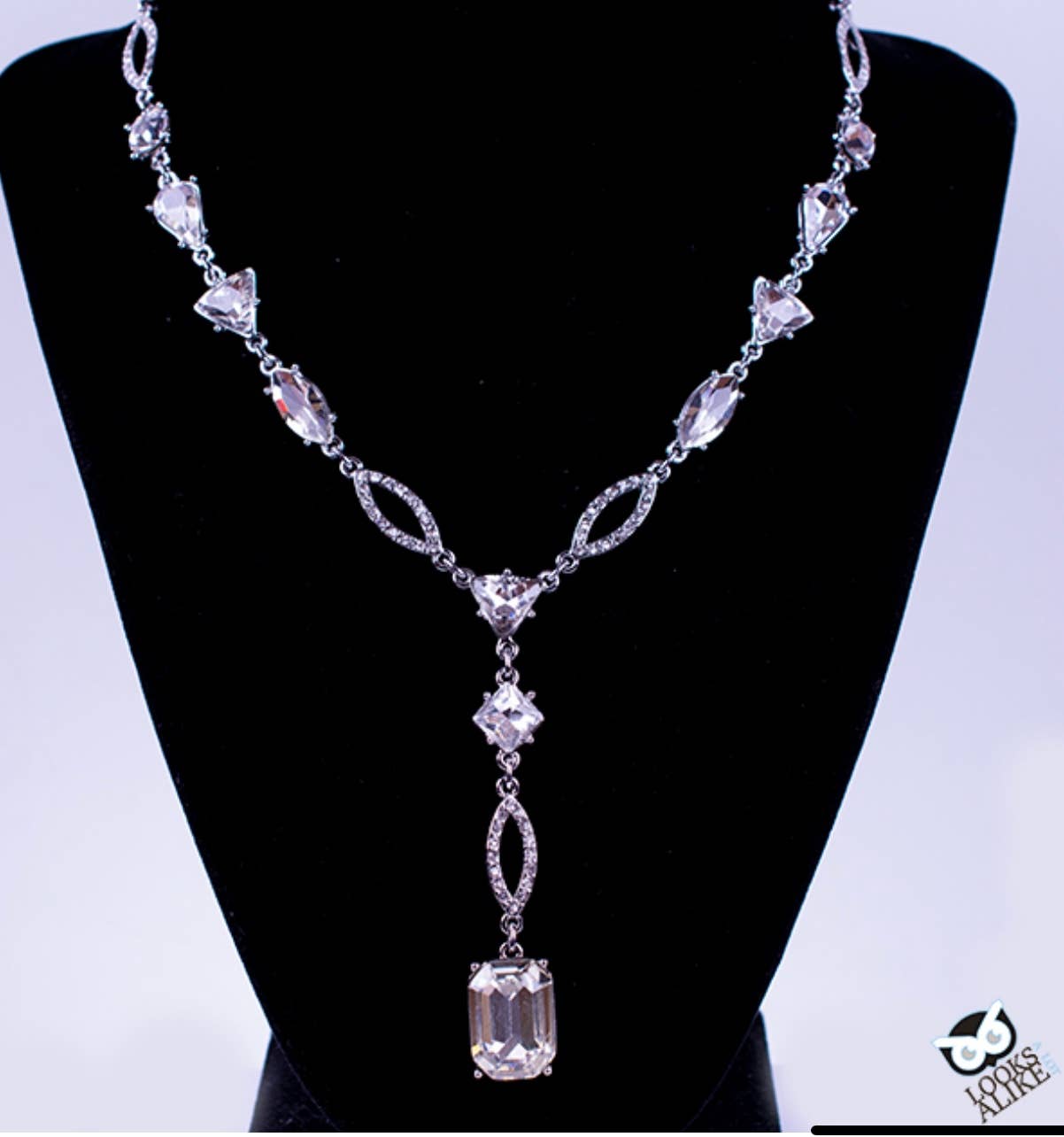 "The Red Carpet" - Statement Necklace & Earring Set