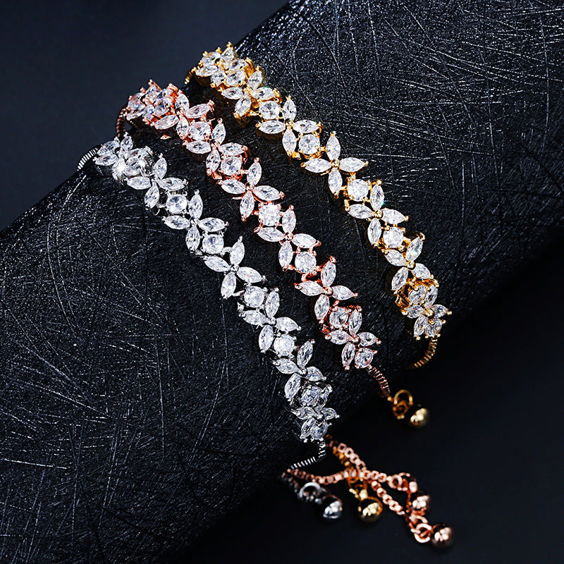"Wild Flower" - Crystal Push-pull Bracelet